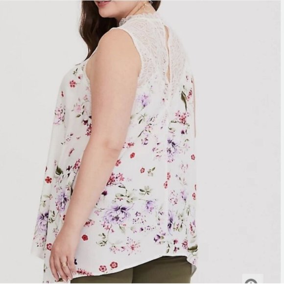 Torrid Lace and Floral Sleeveless Top - Picture 2 of 5